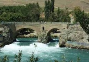 بازدید ۶۰ هزار نفر از کانونهاي گردشگري استان چهارمحال و بختياري