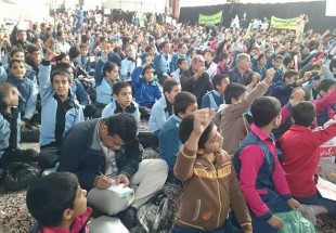 باحضور گسترده مردم، مراسم راهپيمايي 13 آبان در لردگان برگزار شد