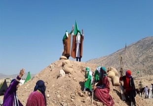 گزارش تصویری از بازسازی واقعه غدیر در شهرستان لردگان