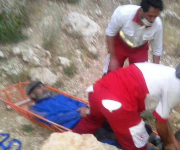 سقوط کوهنورد 53 ساله از ارتفاعات تنگ درکش ورکش
