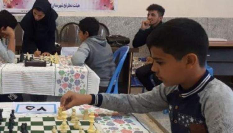 حسين رئيسي قهرمان مسابقات شطرنج شهرستان اردل شد