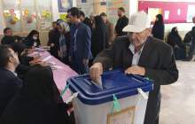 حضور مردم بروجن در پای صندوق های رای