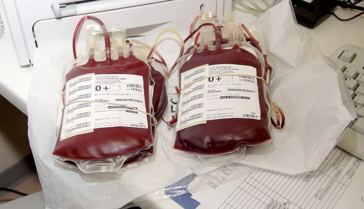 چهارمحالی ها سالانه بیش از 11 هزار لیتر خون اهدا می کنند/در بحران کرونا کمبودی در ذخایر خونی استان وجود ندارد