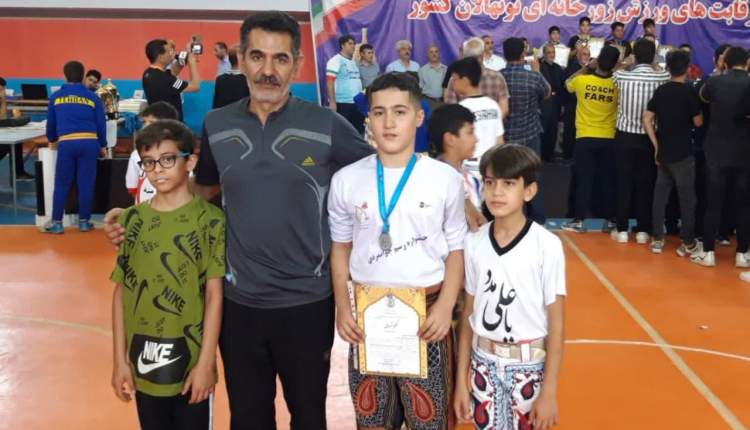 نونهال چهارمحالی نائب قهرمان رقابت‌های ورزش زورخانه‌ای کشور شد