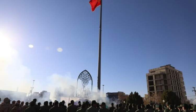 پرچم امام حسین (ع) در بام ایران به اهتزار درآمد
