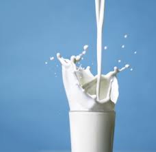 چه نوع شیری بنوشید بهتر است؟