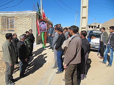 رونمائی و نصب تابلوهای یادمان شهدای روستای ابواسحاق سفلی+عکس