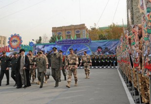 دشمنان با ساختن گروه‌هاي مسلح به‌نام اسلام و قتل عام بي‌گناهان اسلام هراسی می‌کنند