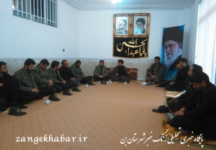 حلقه هاي صالحين راهي موثر براي مقابله با تهاجم فرهنگي دشمن/ بسیج قبل از اینکه یک فعل باشد یک تفکر است