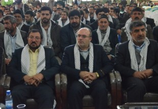 مسئولان و مردم قدردان نعمت نظام اسلامی که ثمره مجاهدتهای شهدا و ایثارگران است باشند