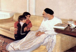 عوامل تربيت اسلامی از دیدگاه امام خمينى(ره)