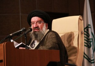 داعش ساخته آمریکا برای مقابله با انسانیت/ دوقطبی کردن جامعه در راستای اهداف استکبار