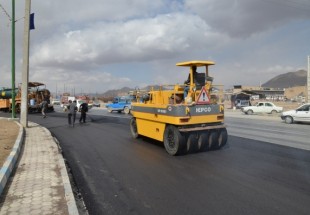 تحویل2 دستگاه بولدوزر به راه و شهرسازی چهارمحال و بختیاری