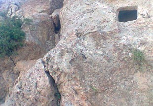 معرفي مقبره‌هاي خانوادگي در بختياري
