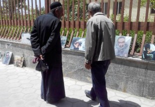 نمايشگاه خياباني عکس عليه اعتياد در اردل برپا شد