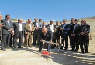 كلنگ‌زني مدرسه 12 کلاسه خيرساز در شهرکرد