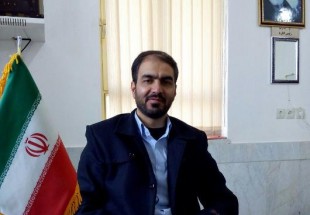 ملت سرافراز ايران اسلامي در حماسه 9 دي به دنبال پرچم عاشورا و ولايت فقيه حرکت کردند
