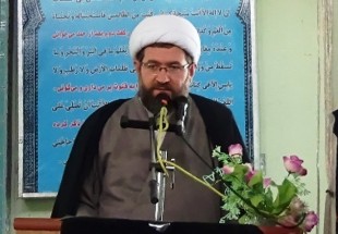 امام خميني(ره) جان دوباره به اسلام بخشيد