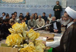 تاکيد حجت الاسلام نکونام امام جمعه شهرکرد، بر توجه ويژه مسئولان به مناطق محروم