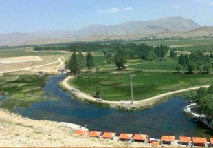 درياچه شلمزار با اجراي طرح جامع گردشگري به قطب گردشگري استان بدل مي شود