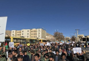 فریاد "مرگ بر آمریکا" و "مرگ بر اسرائیل" در بام ایران طنین‌انداز شد