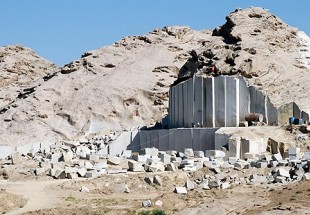 بايد مشکل زيرساخت‌هاي معادن سنگ شهرستان فارسان مرتفع گردد