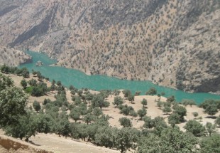 شانزده سال است باغداران و کشاورزان ناغاني منتظر اجراي طرح پمپاژ آب هستند