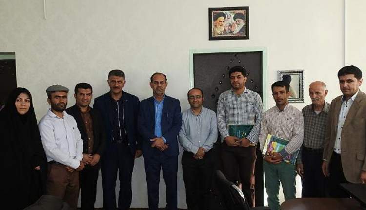 خبرنگاران شهرستان اردل تجليل شدند