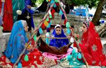 یک روز به یاد ماندنی در جامعه عشایری بام ایران  <img src="/images/picture_icon.png" width="16" height="16" border="0" align="top">