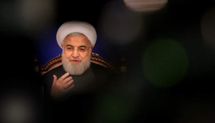 نظرات روحانی و دولت بعد از خروج از برجام؛ فقط دیوانه مذاکره می کند
