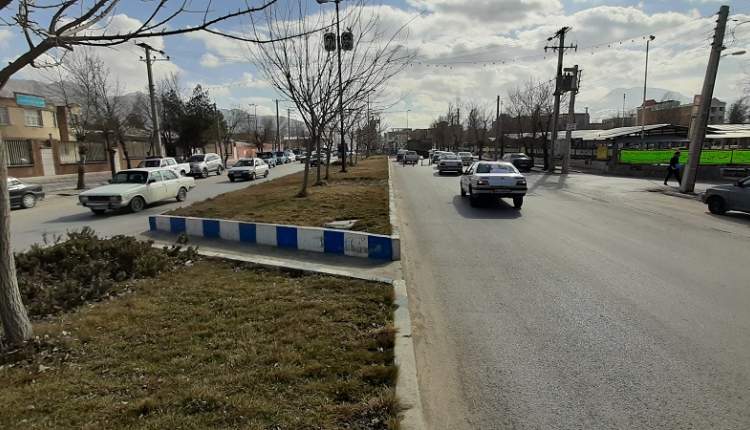 يک نفر مسئولين شهرستان را از خواب غفلت بيدار کند!/ عدم آذين بندي فضاي شهري در دهه فجر