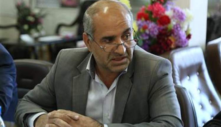 شهرداری ها و دهیاری ها درآمد پایداری ندارند