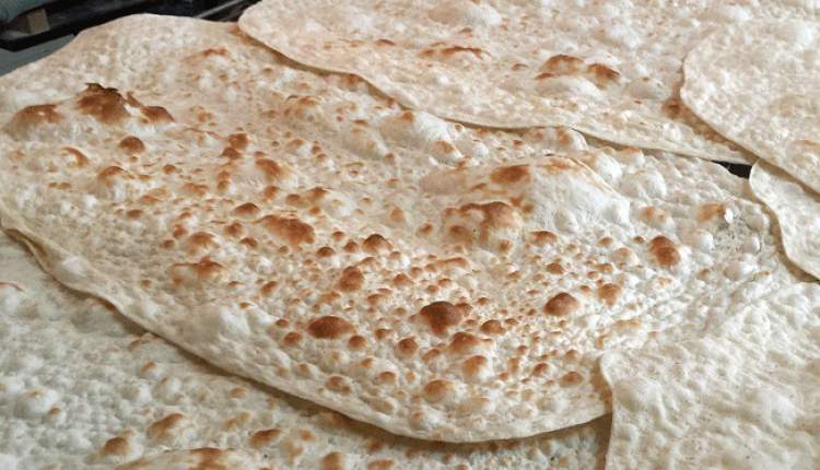 توزيع 5 هزار قرص نان بين نيازمندان اردل