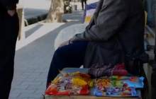 کربلایی محمد| مستند کوتاهی از کمک های مومنانه ی یک کفاش...  <img src="/images/video_icon.png" width="16" height="16" border="0" align="top">