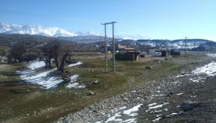 روستای 5 خانواری تنگ هونی در شهرستان کوهرنگ برق دار شد