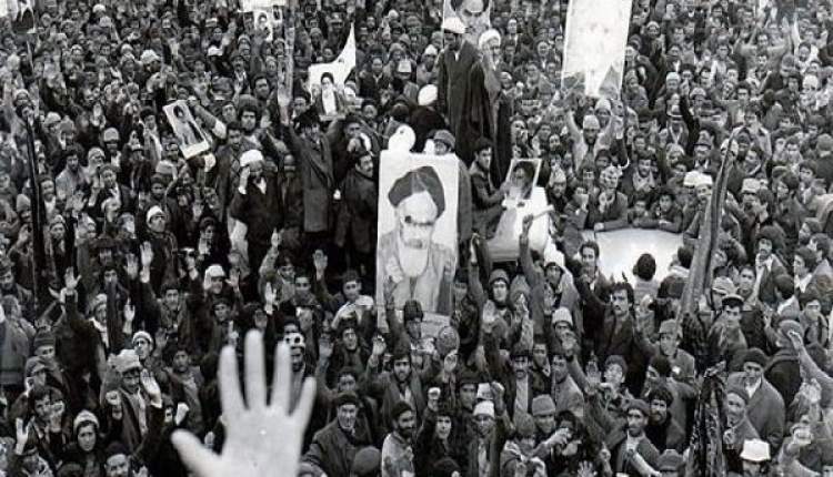 انقلاب اسلامي ایران جهان را غافلگير کرد
