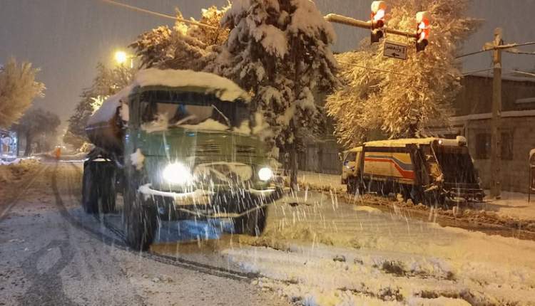 آماده باش شهرداری شهرکرد برای بارش‌های برف و باران