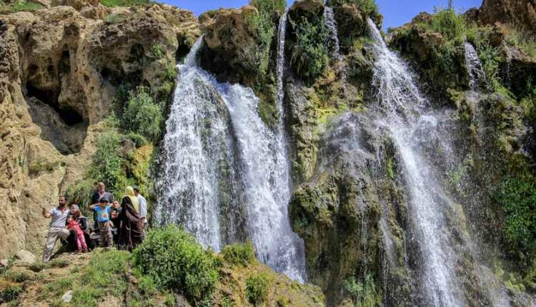 ۱۰ کمیته نوروزی میزبان مسافران و گردشگران نوروزی در چهارمحال و بختیاری هستند