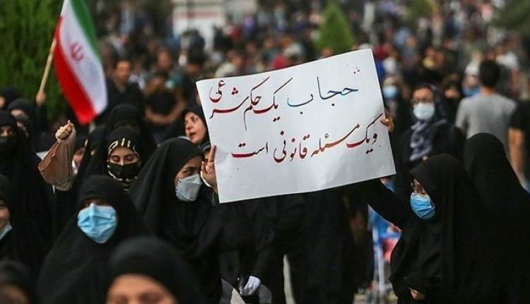 تبانی جنگ نرم و اقتصادی برای برداشتن حجاب از سر زن ایرانی