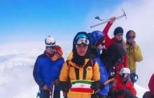 صعود کوهنورد بروجنی به قله کازبک گرجستان