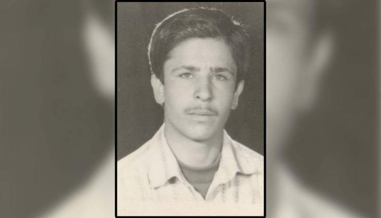 در نماز جمعه‌ها شرکت کنند