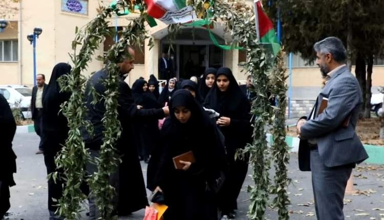 اعزام کاروان راویان دانش‌آموزی به سرزمین نور از بام ایران