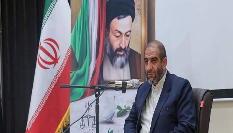 با افرادی که به‌دنبال سودجویی و قاچاق کالا و ارز هستند، برخورد می‌شود