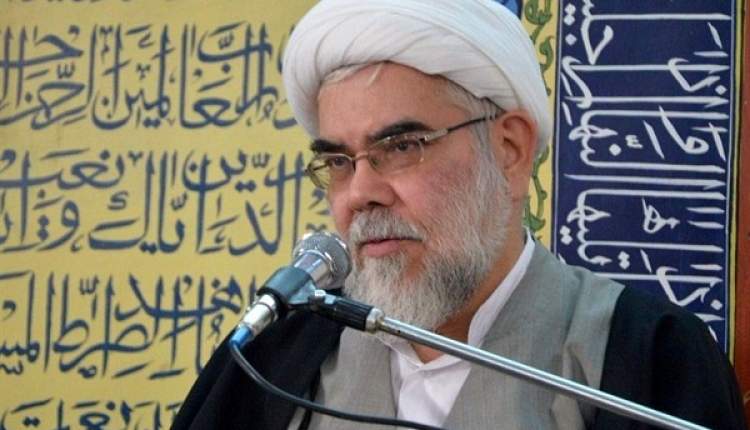 جوانان با زندگی شهدا آشنا شوند