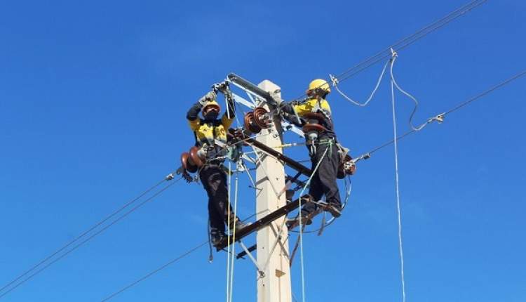 شبکه‌های برق روستایی دستگرد مقام‌سازی می‌شود