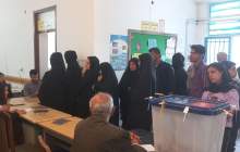 صف حضور پرشور مردم اردل در پای صندوق رای  <img src="/images/video_icon.png" width="16" height="16" border="0" align="top">