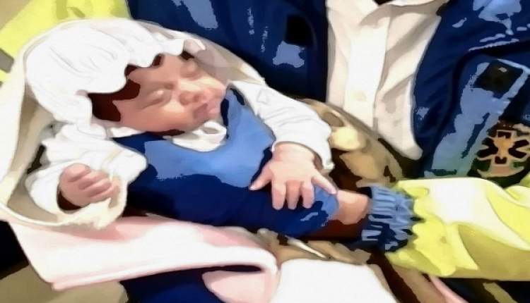 نجات نوزاد 1 ماهه با راهنمایی کارشناس اورژانس