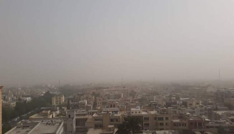 تدوام انتقال گرد و غبار به چهارمحال‌و‌بختیاری