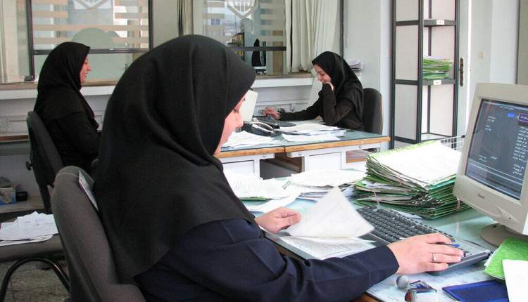 سهم زنان از جامعه کارمندی بیشتر شد