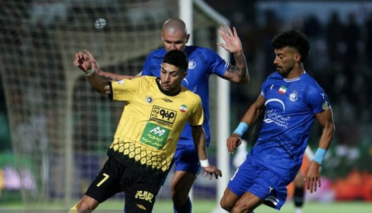 پرسپولیس با استقلال به دنبال جایگاه سپاهان